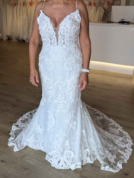 Maggie Sottero Dresses & Skirts - White Lace Maggie Sottero Wedding Dress